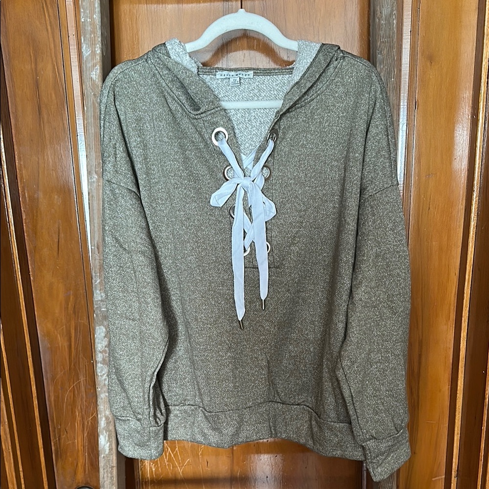 NWOT Haute Monde Lace-Up Hoodie in Olive Green